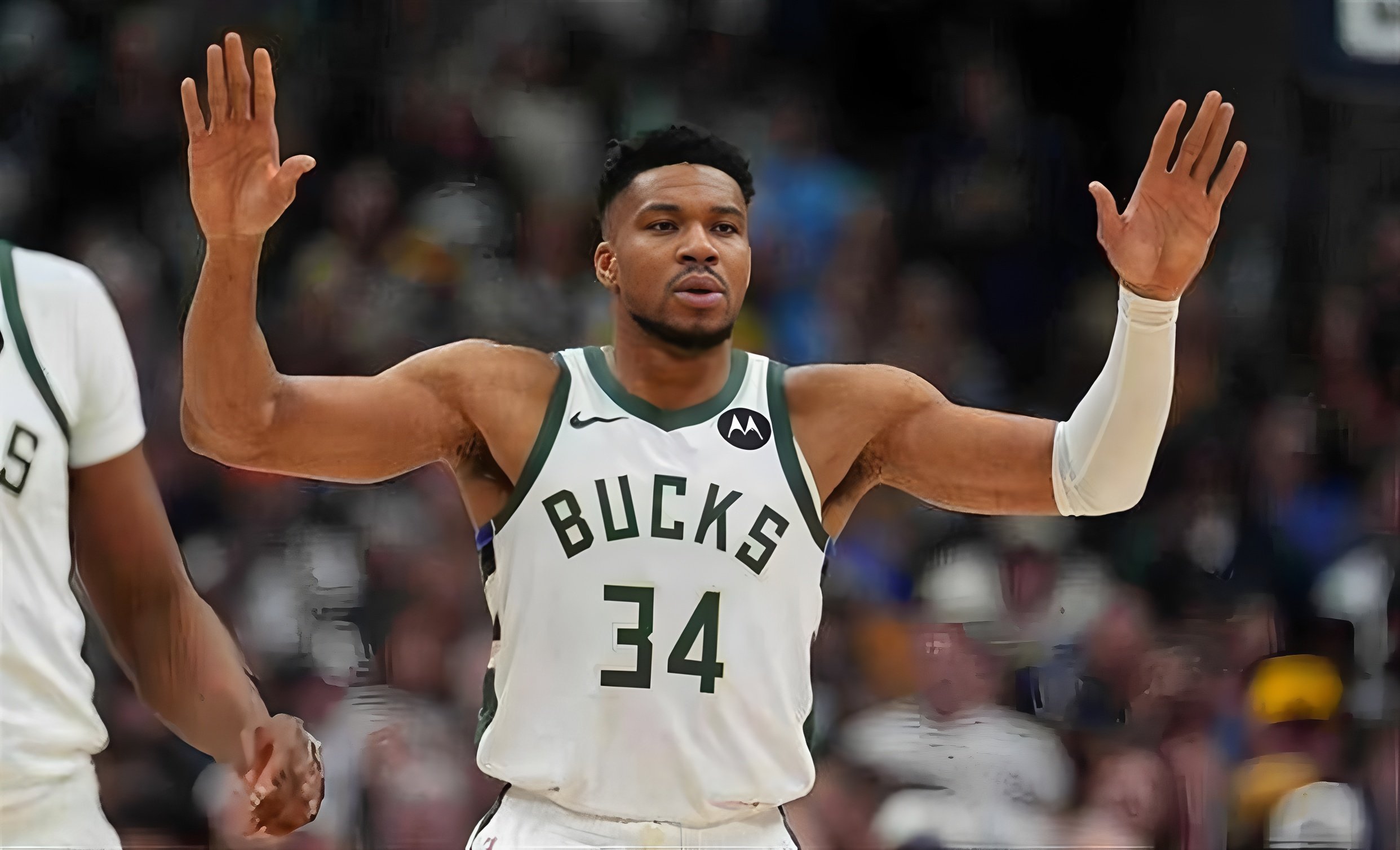 九游-包含字母哥爆冷击败塞尔维亚队，精彩发挥引爆全场！的词条